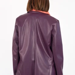 Blazer Kelly