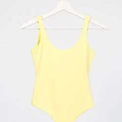 Body Paros