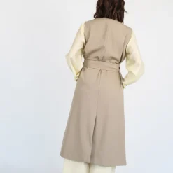 Trench Tyra
